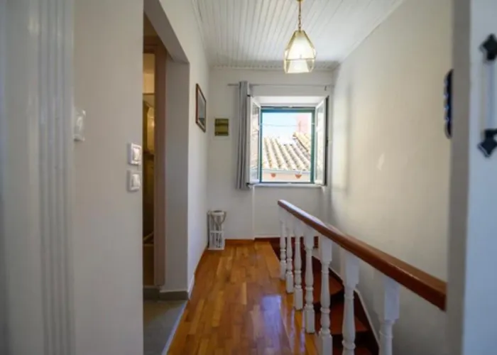Mitropoleos Suite